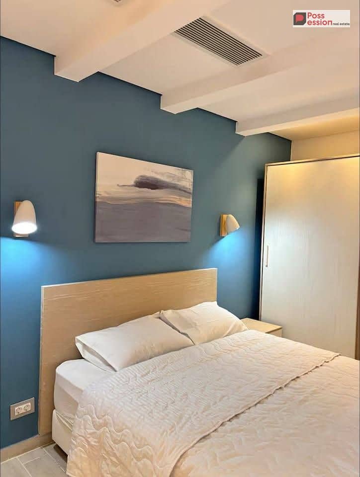 Fully Finished Immediate Delivery Chalet in La Vista Gardens One of the best views in the village overlooking the swimming pool and the sea - Ansicht 3