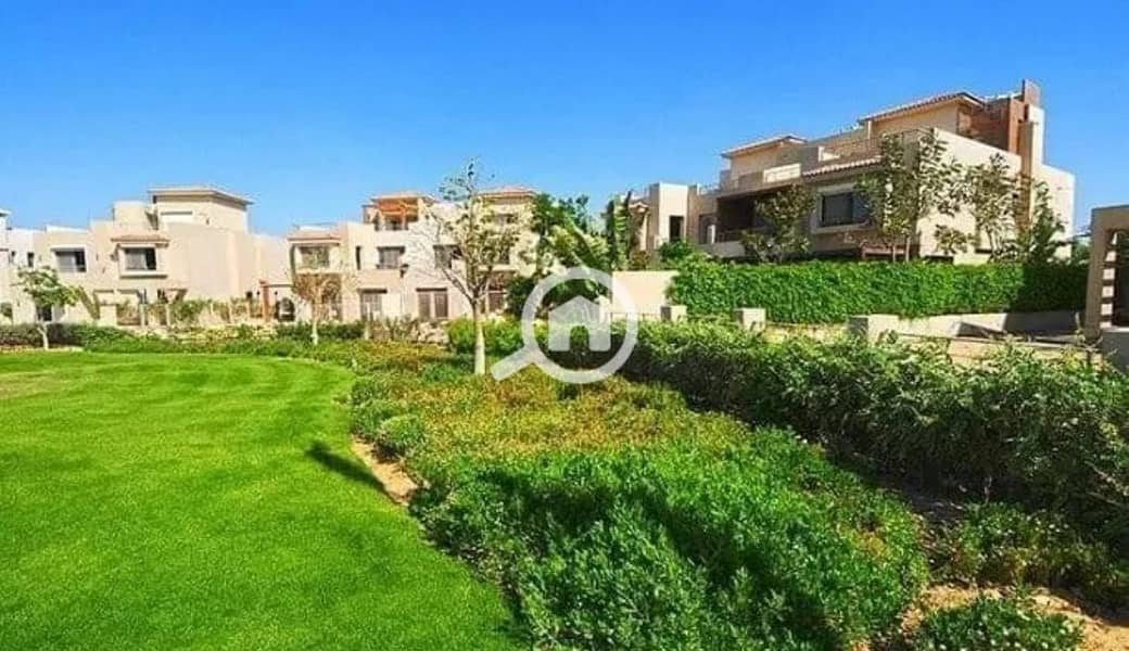For sale: The last twin house villa, ready for Ready to move delivery, first row directly on the golf course, with a distinctive, spacious facade. - Widok 2
