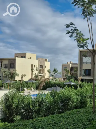A fully finished apartment with immediate delivery, in Pyramids Heights Compound, prime location next to New Giza. Apartme