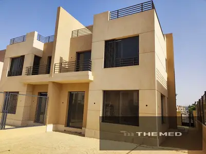 Twin house with immediate delivery in Alma Compound, for sale in a prime location in Sheikh Zayed