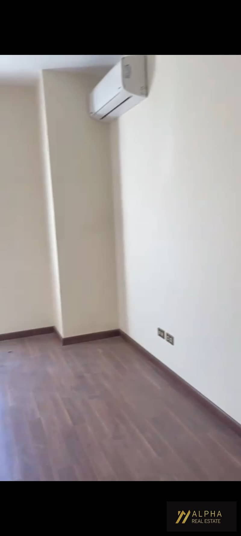 27 1000322780. jpg