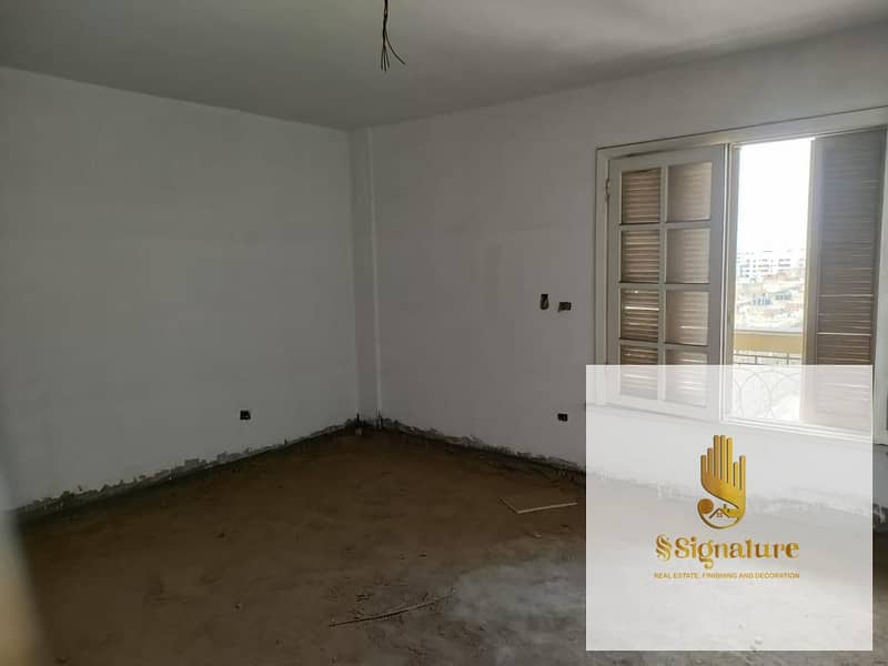 Apartment for sale in the Diplomatic Quarter Nasr City semi finished immediate occupancy inside a compound. – další