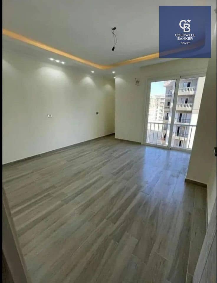 Immediate occupancy, modern finished apartment overlooking the iconic tower and next to the Presidential Palace, with installments over 12 years. - Vista 6