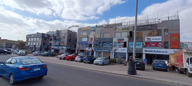Retail for Sale in 6th of October, Giza - للبيع محل 85 م بالمحور المركزى - صيدلية - قطع غيار سيارات