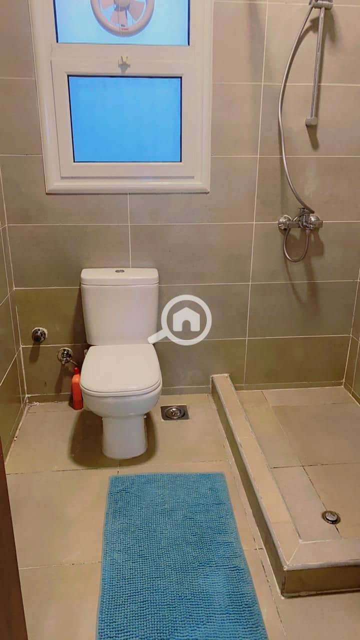 8 1000459378. jpg