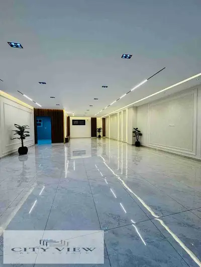 Ground floor apartment with a private entrance and garden in West Sumid - luxury finishing cash