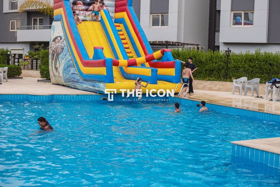 Duplex 377m for sale in the Hay City compound, immediate delivery near swimming pools. - Mehr