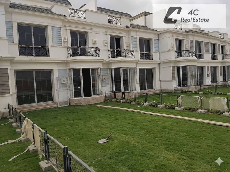 4 Gemini_Generated_Image_xn8dxtxn8dxtxn8d (1). png