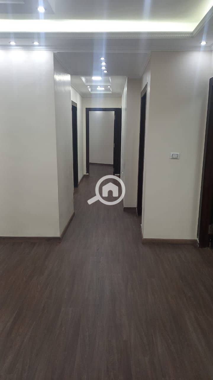 8 1000144547. jpg
