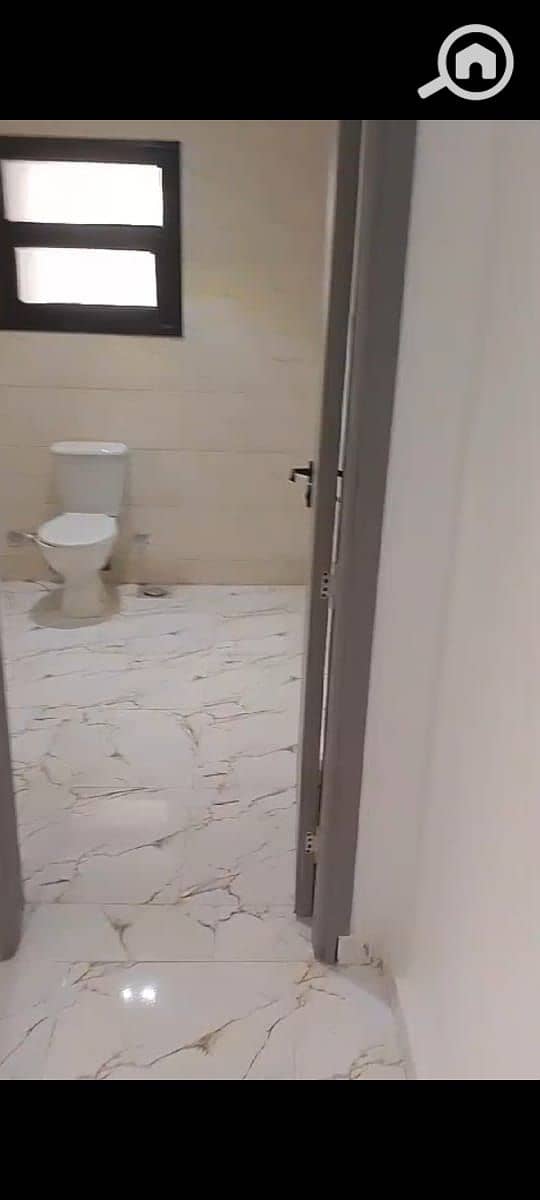 7 1000147891. jpg
