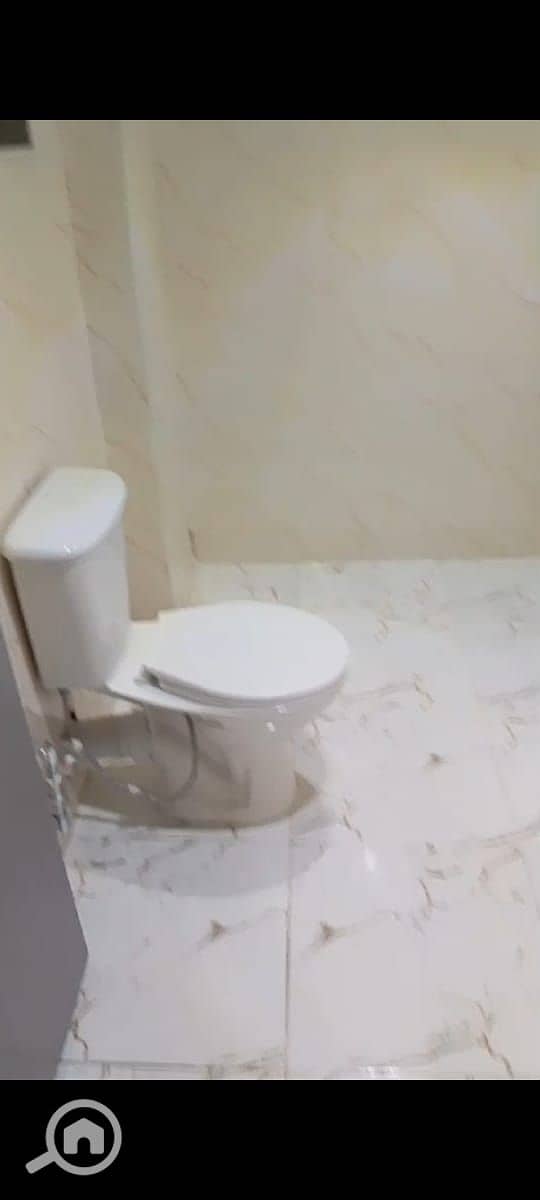 9 1000147889. jpg