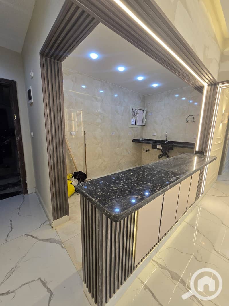 Apartment for sale in Al-Mamoura Beach, first floor, two elevators - Mehr