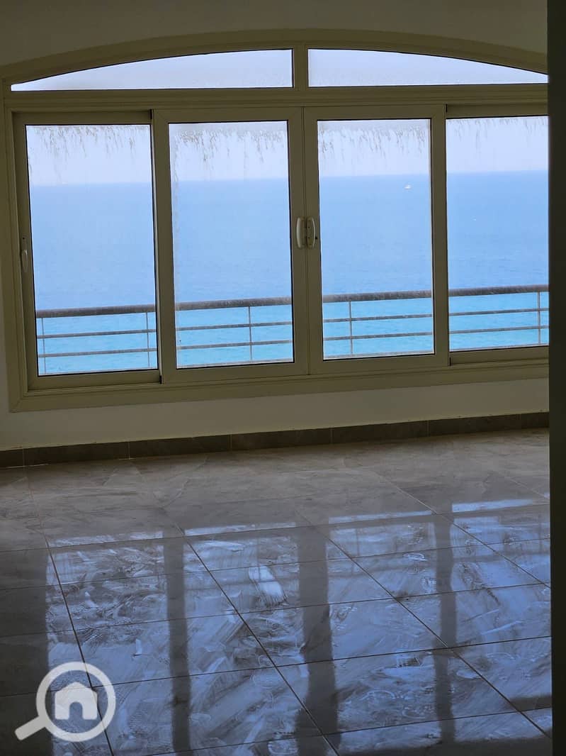 Villa for sale, 4 bedrooms, fully finished, ready for immediate occupancy, resale in Telal Ain Sokhna. - Widok 3