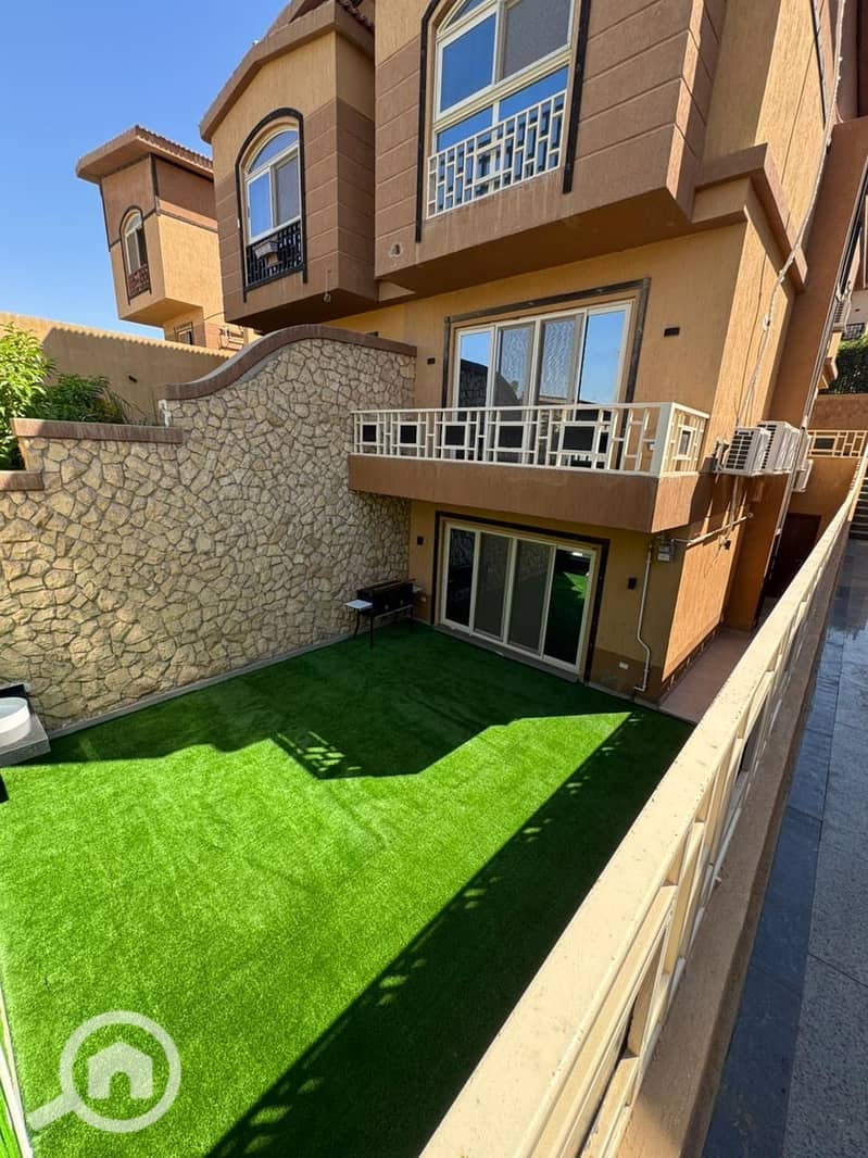 Twin house villa in Pyramids Walk Compound, ultra super lux finishing - Widok 2