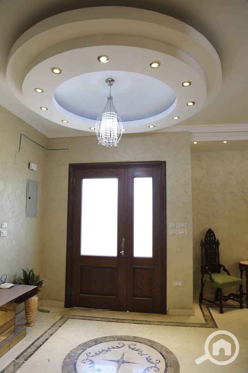 Villa for sale in Royal Valley compound at a special price - Widok 5