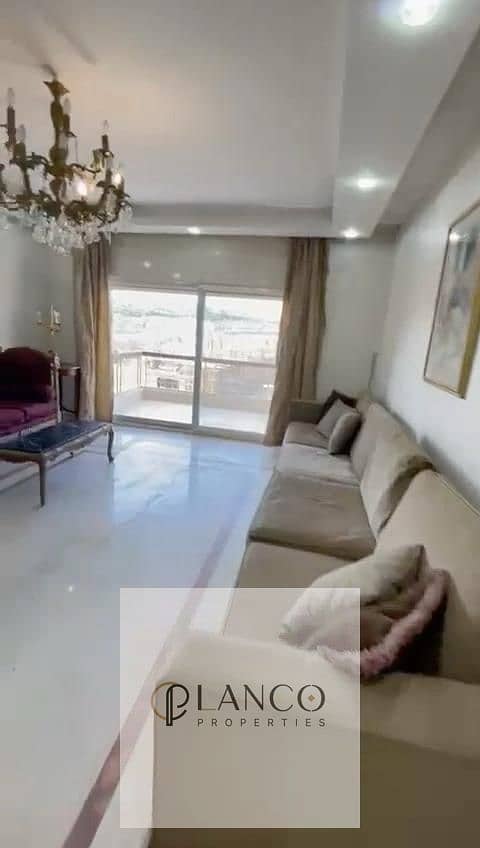 a distinctive apartment inside New Giza , directly in front of the club, 6 october - Aanzicht 2