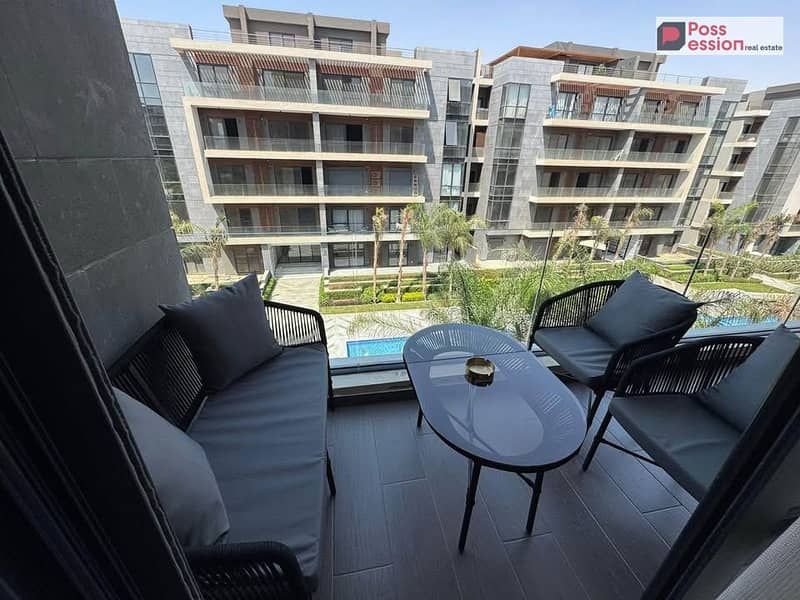 Apartment for sale, 164 sqm, in La Vista Patio Oro compound, featuring an open view overlooking the pools, prime location New Cairo - Pohľad 3