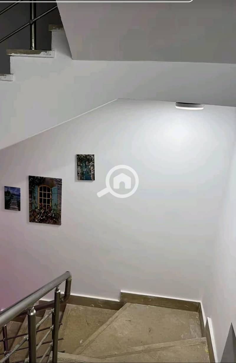 7 82405. jpg