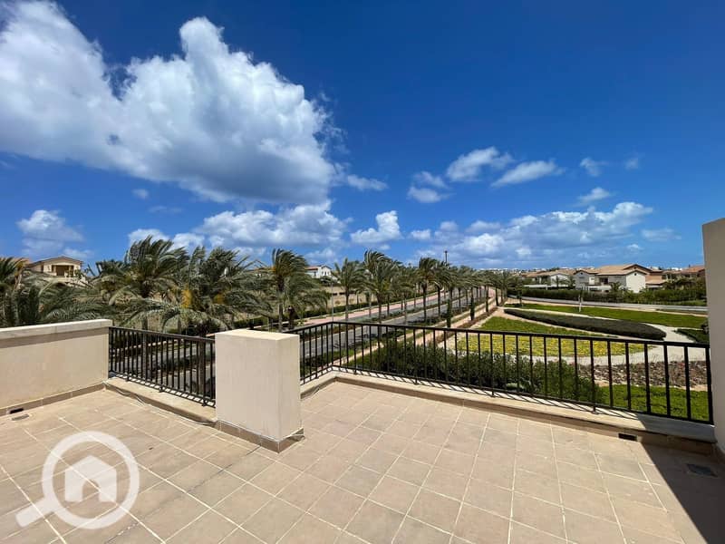 5 6473. jpg