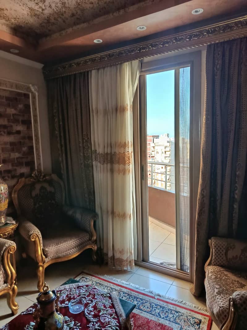 شقه للبيع بوسط البلد محطة مصر ومحرم بك وجميع الخدمات - Więcej