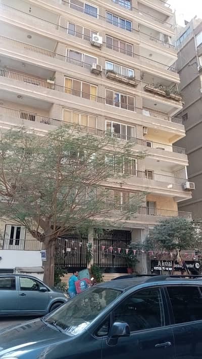 3 Bedroom Flat for Sale in Nasr City, Cairo - شقة للبيع 175 متر بالمربع الذهبي اول مكرم + حصة في الارض 3 Bedroom Flat for Sale in Nasr City, Cairo - شقة للبيع 175 متر بالمربع الذهبي اول مكرم + حصة في الارض