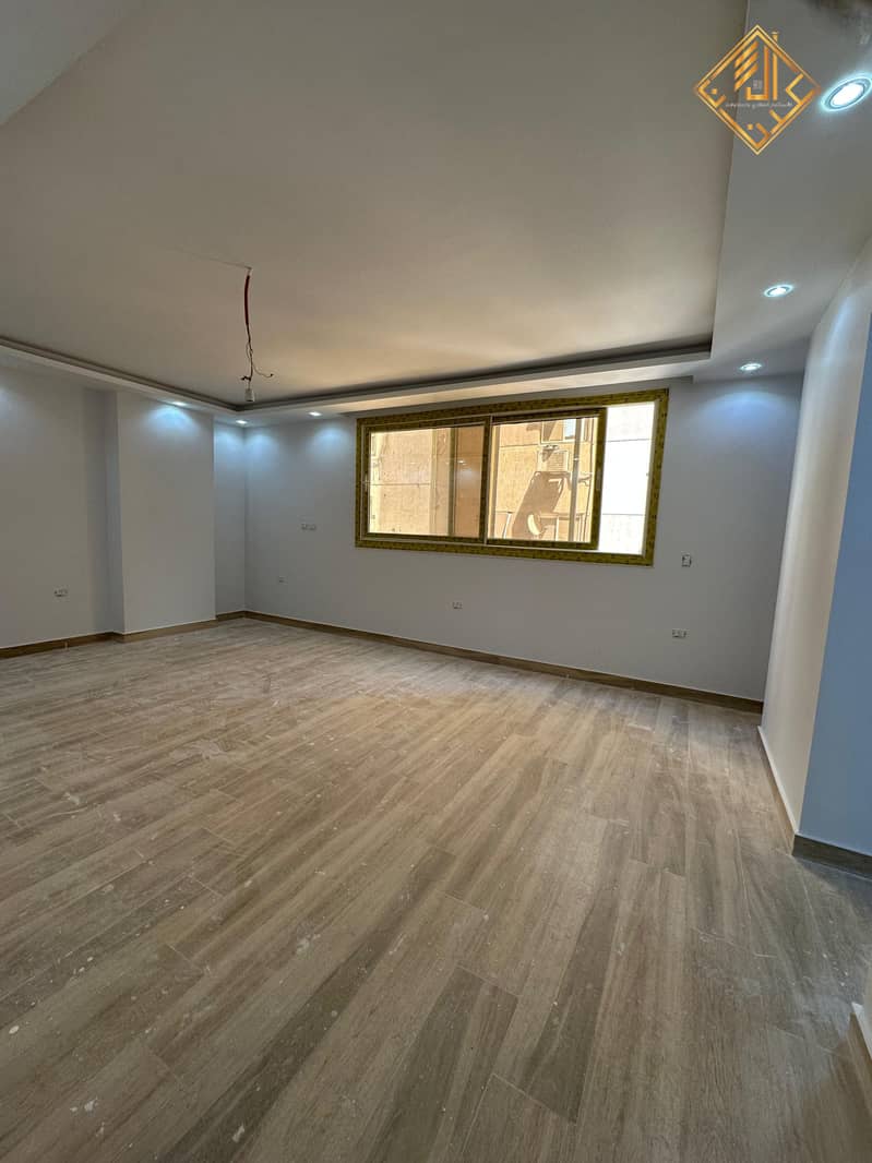 Luxury apartment for sale, 250 m, in Mustafa Mahmoud Square, built in 2020, ultra-super deluxe finishing. - Widok 2