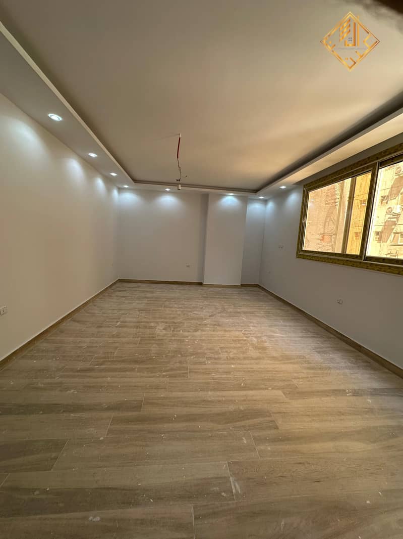 Luxury apartment for sale, 250 m, in Mustafa Mahmoud Square, built in 2020, ultra-super deluxe finishing. - Widok 5