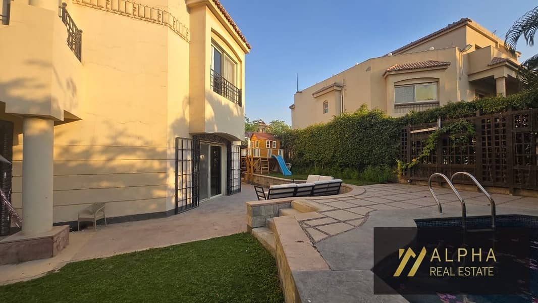 Twin villa for rent in Katameya Residence New Cairo Fifth Settlement near AUC Golden Square fully furnished private pool luxury living - Mehr