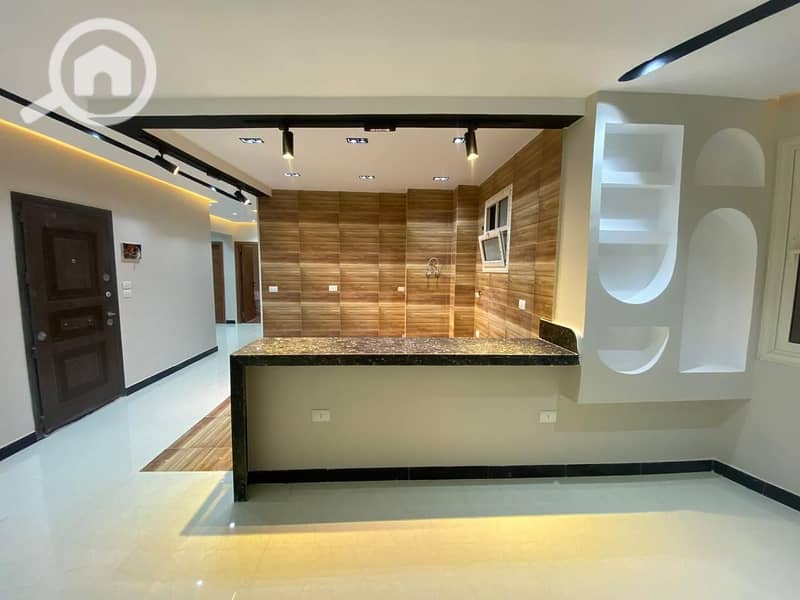 Finished Apartment For Sale in District 16 – Sheikh Zayed Ready to Move -Prime Location Next to Beverly Hills Compound - Ansicht 3
