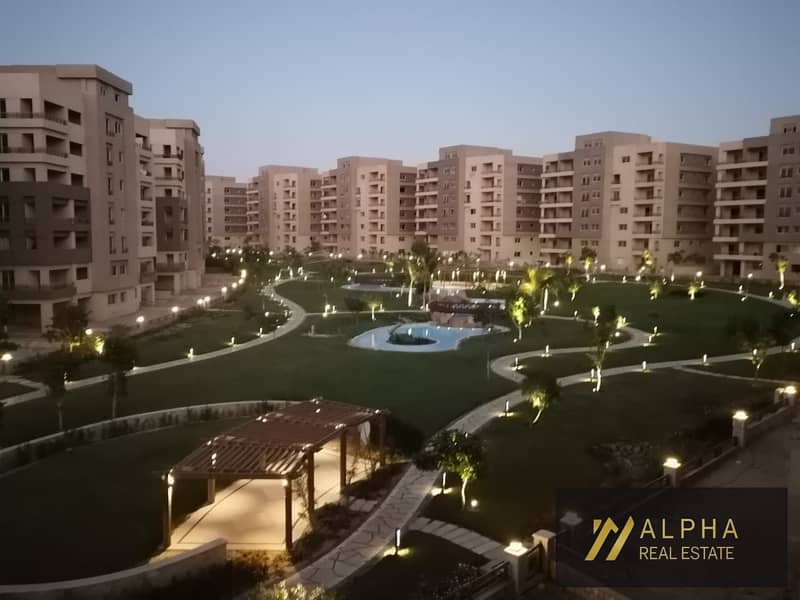 Apartment for rent in The Square New Cairo 185 sqm third floor 3 bedrooms including master with dressing 3 bathrooms equipped kitchen two elevators pr – pohled 3