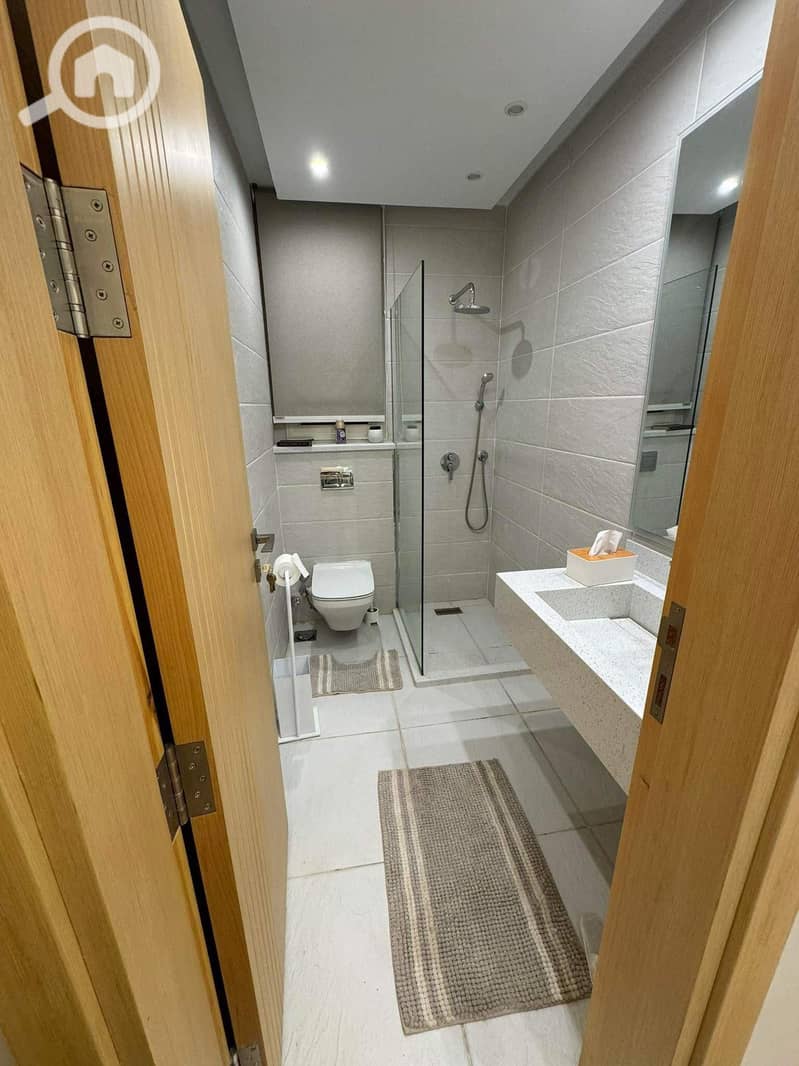 Ready to Move Apartment for Sale with 350,000 Down Payment & 10 Years Installments in Bleu Vert Compound—Fully Serviced & Vibrant Community Directly o - Mehr