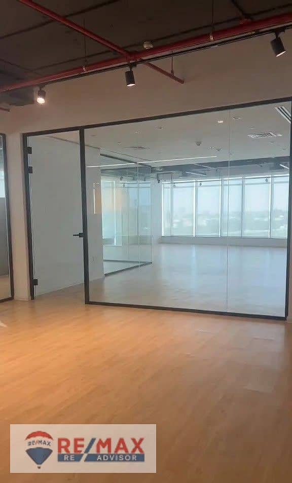 fully-finished administrative office for rent in The Polygon - SODIC Sheikh Zayed - Ansicht 6