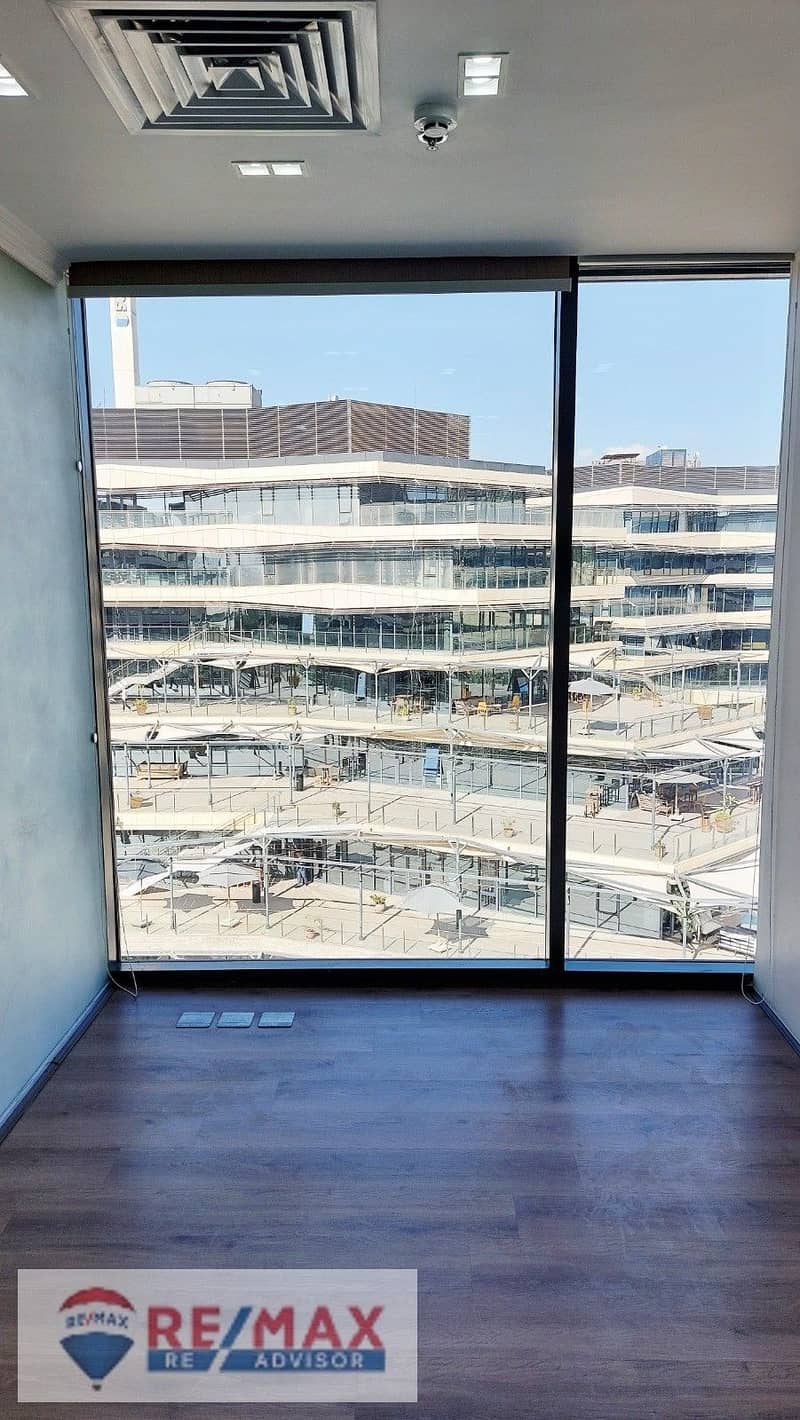 Luxury, fully-finished administrative office for rent in The Polygon - SODIC Sheikh Zayed - Ansicht 2