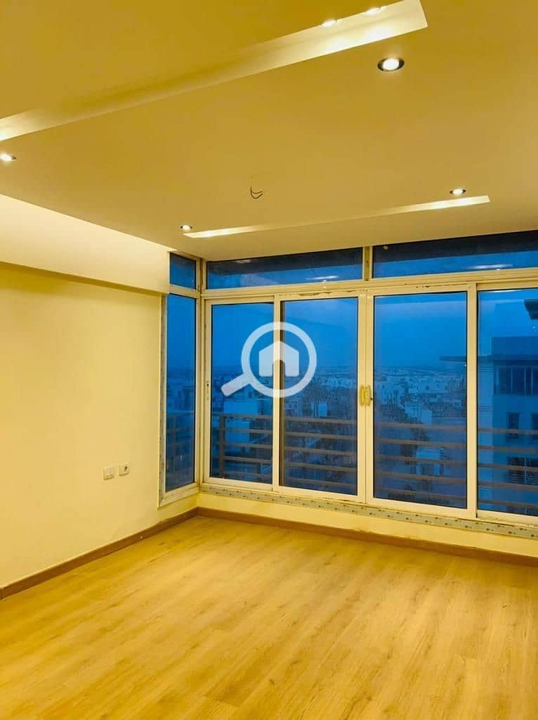 Apartment for rent, 208 sq m, 3 bedrooms + 3 bathrooms, fully finished, kitchen and air conditioning, prime location with an open view in Hyde Park. - Fler