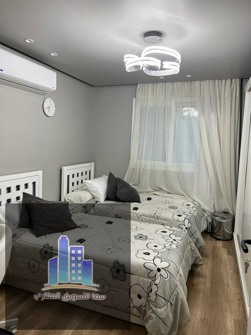 Furnished apartment in Sheraton Airport Ultra Super Lux near City Stars and City Center Al Maza, hotel mattresses and hotel finishing on a main street and close to all services - Widok 2