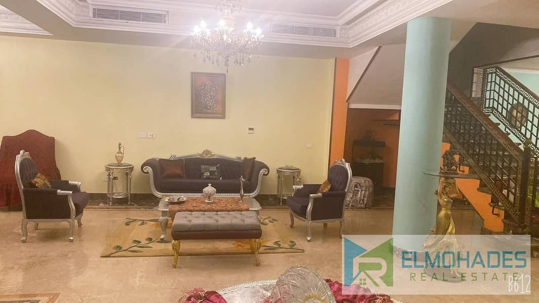 A great opportunity to own a villa in Al Rehab 2, with a prime location and excellent finishing, at a fantastic price for lovers of unique design - Mehr