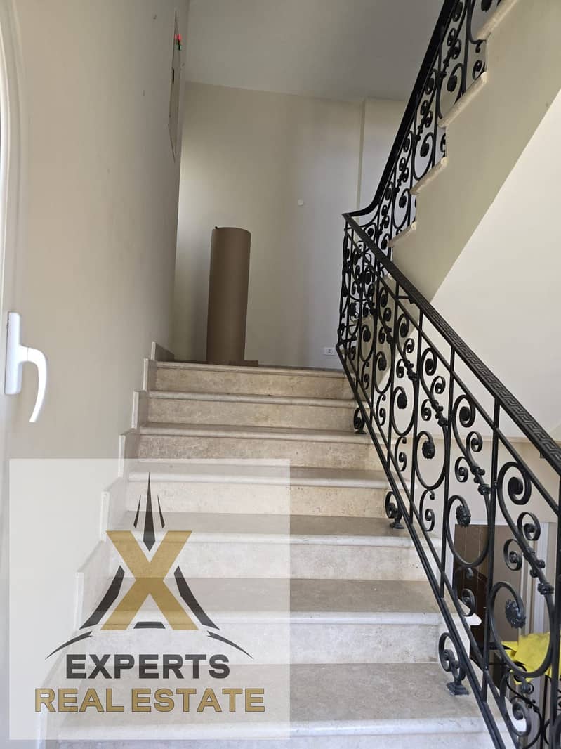 Twin house villa, 275 m², fully finished, immediate delivery in Madinaty, prime location. - Więcej