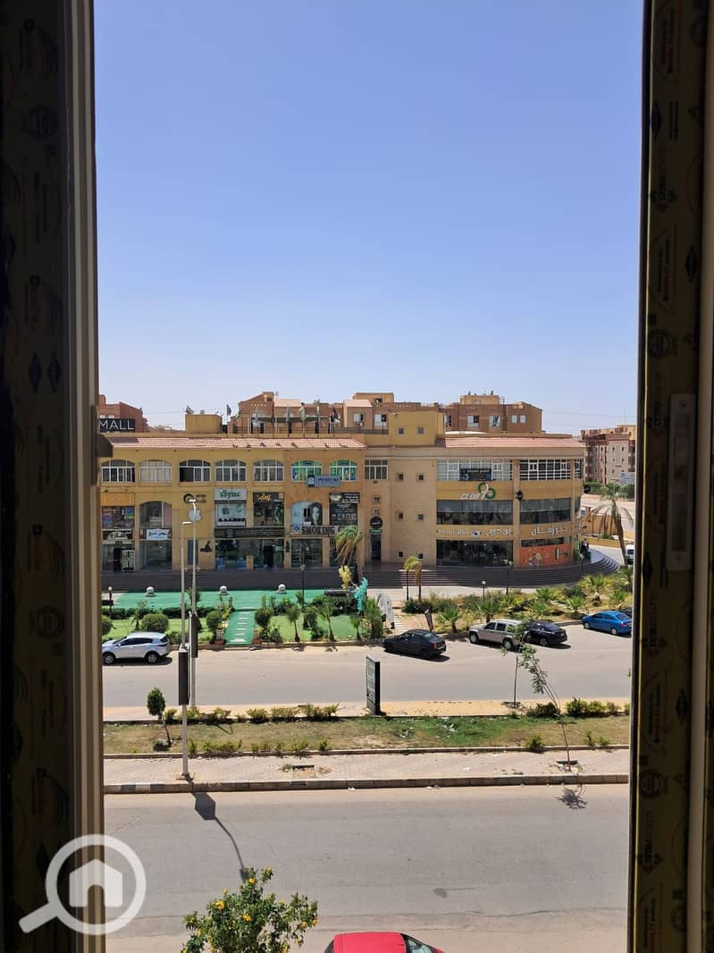 Apartment for sale in October Gardens, Tourist Area A, right in front of Kheir Zaman, directly on the main street. 2,600,000. October Gardens - Ansicht 2