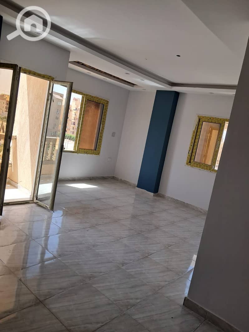 Apartment for sale in October Gardens, Tourist Area A, right in front of Kheir Zaman, directly on the main street. 2,600,000. October Gardens - Ansicht 6