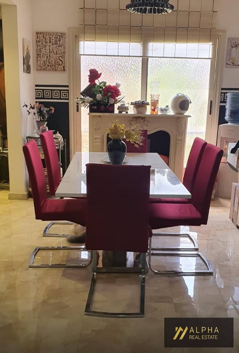 Luxury Ground Floor Apartment with Private Garden for Sale in Remas Compound, New Cairo - Widok 6