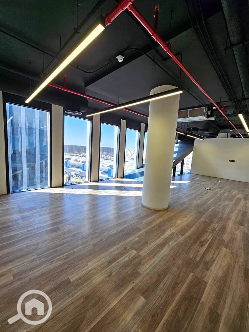 Distinctive administrative HQ 301sqm air-conditioned for rent in the heart of the largest companies in Sodic EDNC, New Cairo - Widok 4