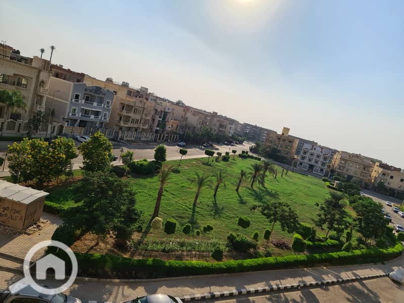 Ground Floor Apartment with Garden – 300 sqm for Rent in First Settlement, Al-Banafseg 6 - Więcej