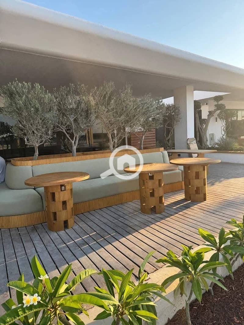 prime chalet sea view fully finished with ac's for sale in zoya ghazala bay - Mehr