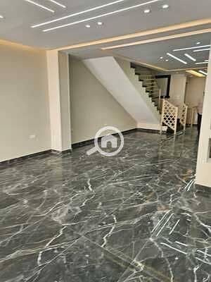 First Use I Villa Garden for Rent in Mountain View iCity Club Park - Ansicht 4