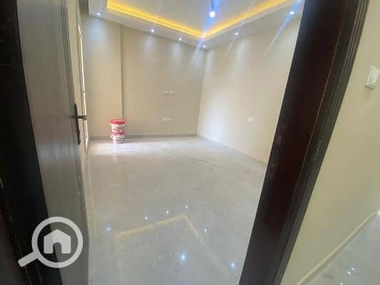 First Use I Villa Garden for Rent in Mountain View iCity Club Park - Mehr