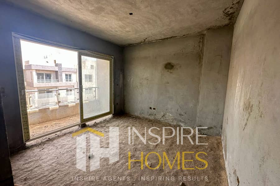 Apartment for Sale – 4 Bedrooms Including 2 Master Bedrooms + Roof – pohled 4