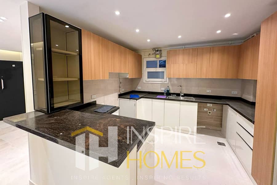 Ground-floor apartment for rent with a garden and fully open views - Mehr
