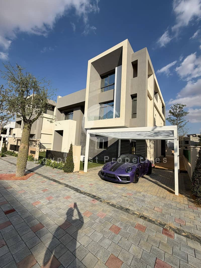 Last Chance in A prime Location Saada New Cairo Town House For Sale Ready to Move For Limited Time Offer – pohled 4