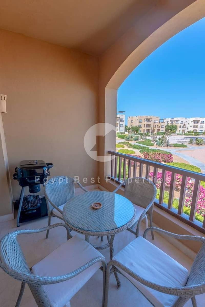READY TO MOVE APARTMENT 2 BEDS DIRECT LAGOON FURNISHED IN GOUNA - Ansicht 2