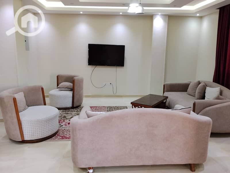Furnished Apartment for Rent in District 8 – 220 sqm with Elevator - Ansicht 3